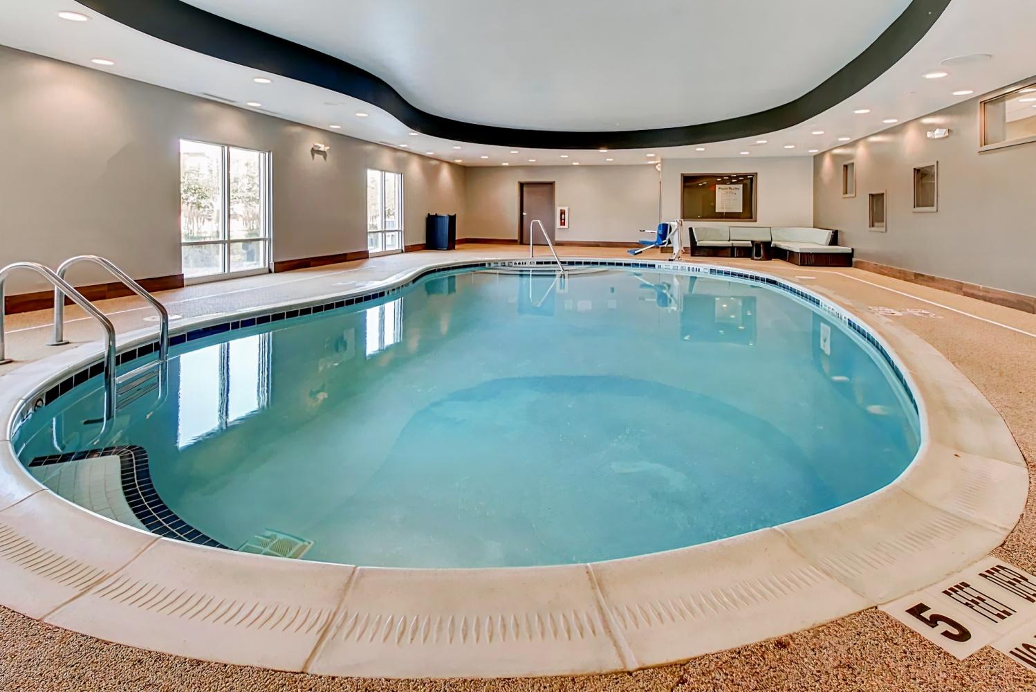 Holiday Inn Express & Suites Cheektowaga North East