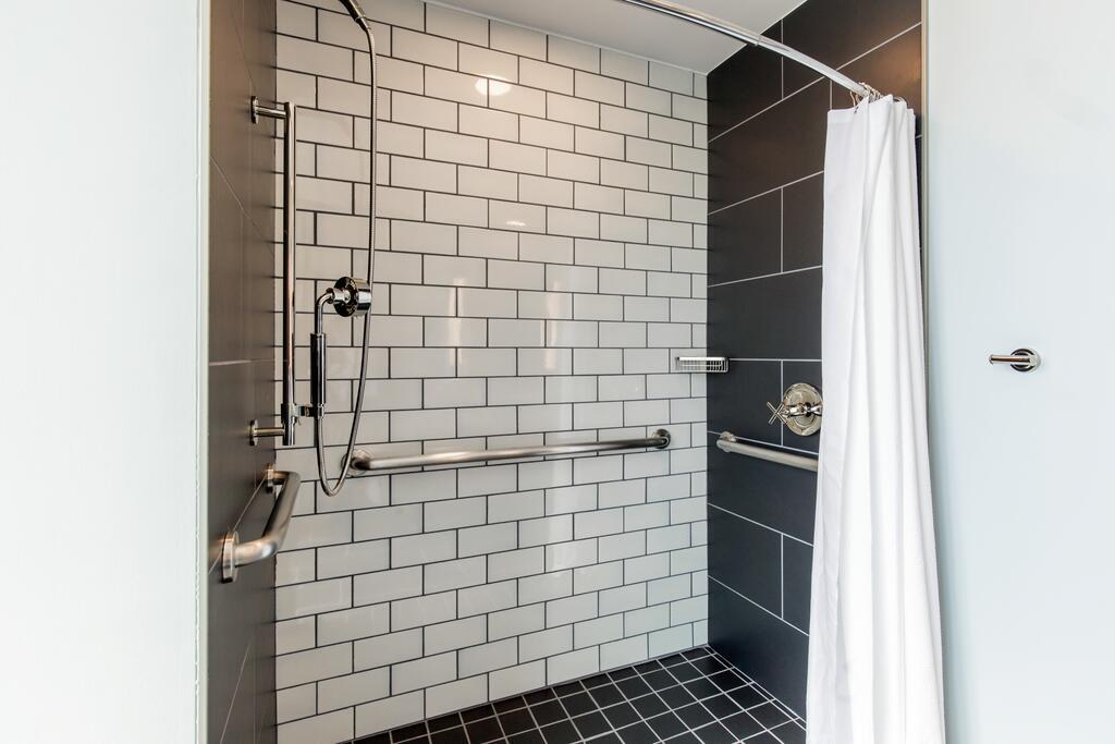 Renaissance Saint Elm Dallas Downtown Hotel