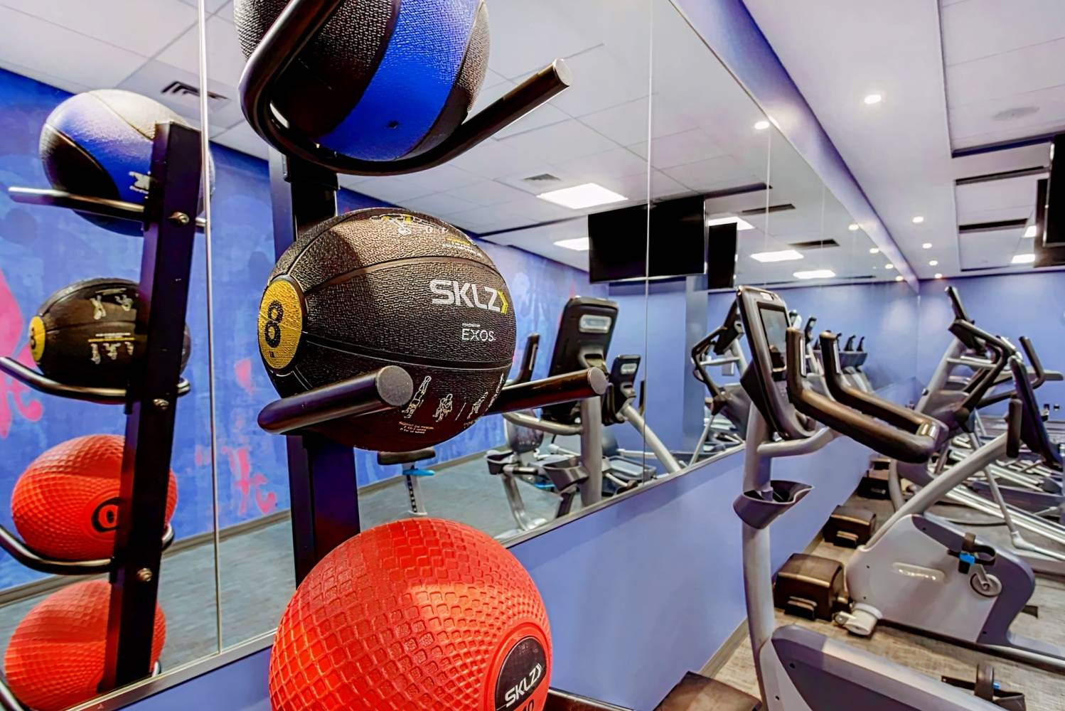 Cambria Hotel New Orleans Downtown Warehouse District 