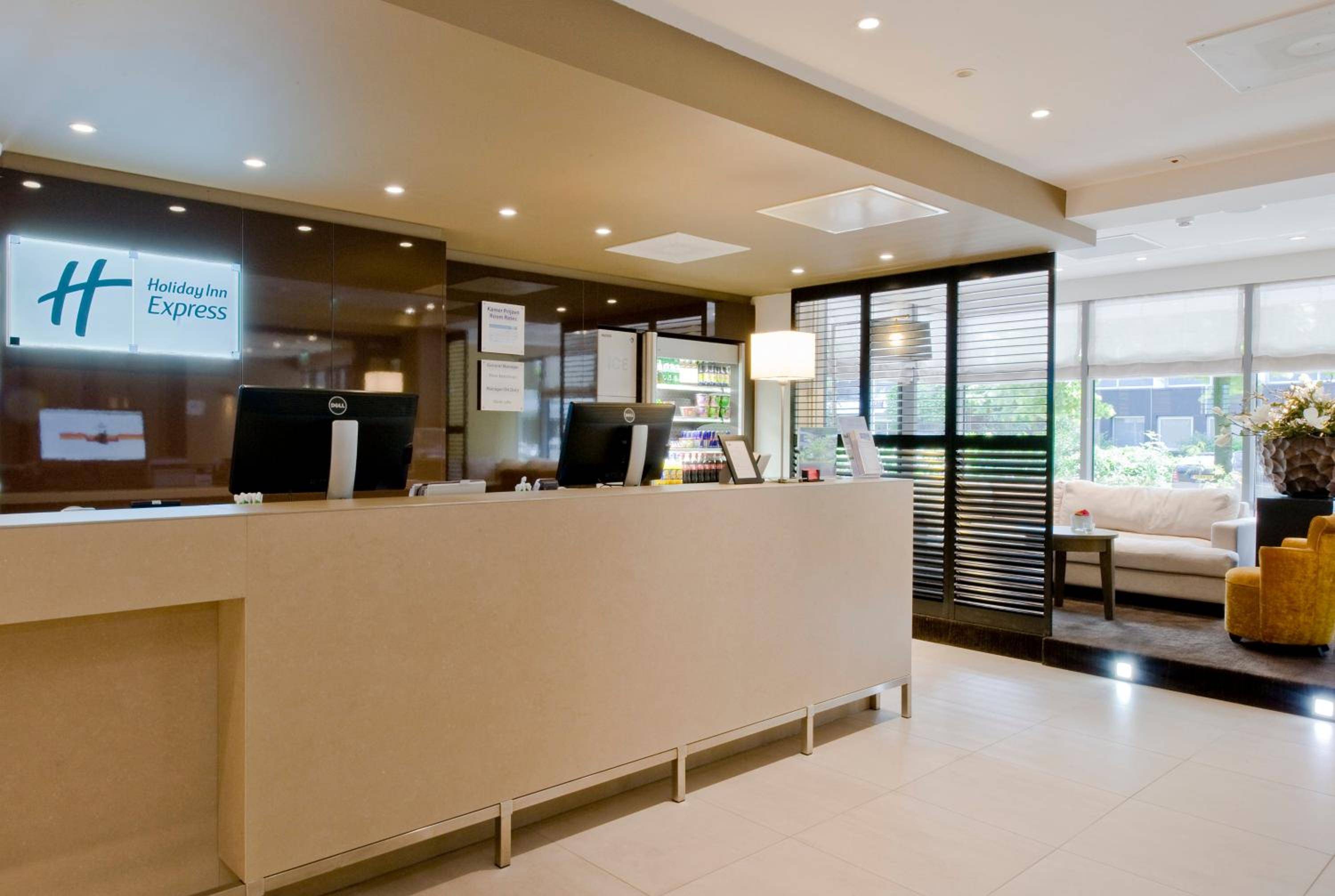 Holiday Inn Express Amsterdam - South, an IHG Hotel