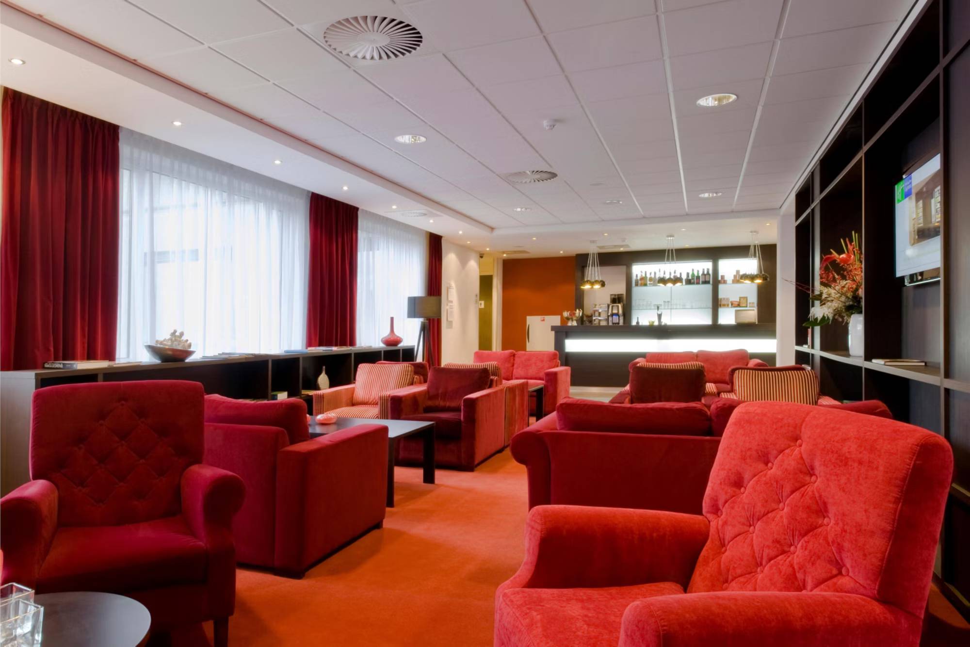 Holiday Inn Express Amsterdam - Schiphol, an IHG Hotel
