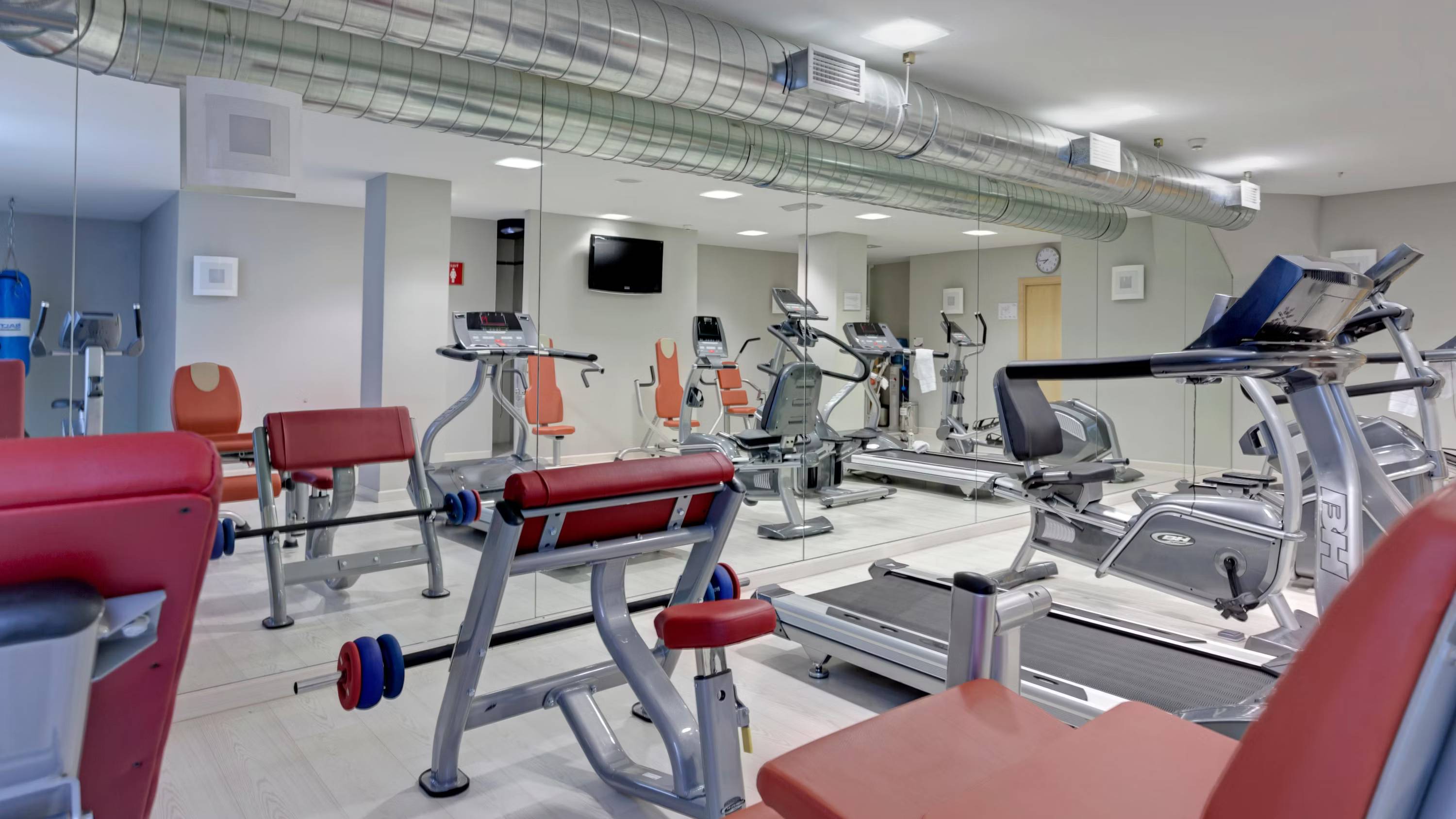 Crowne Plaza Madrid Airport, an IHG Hotel