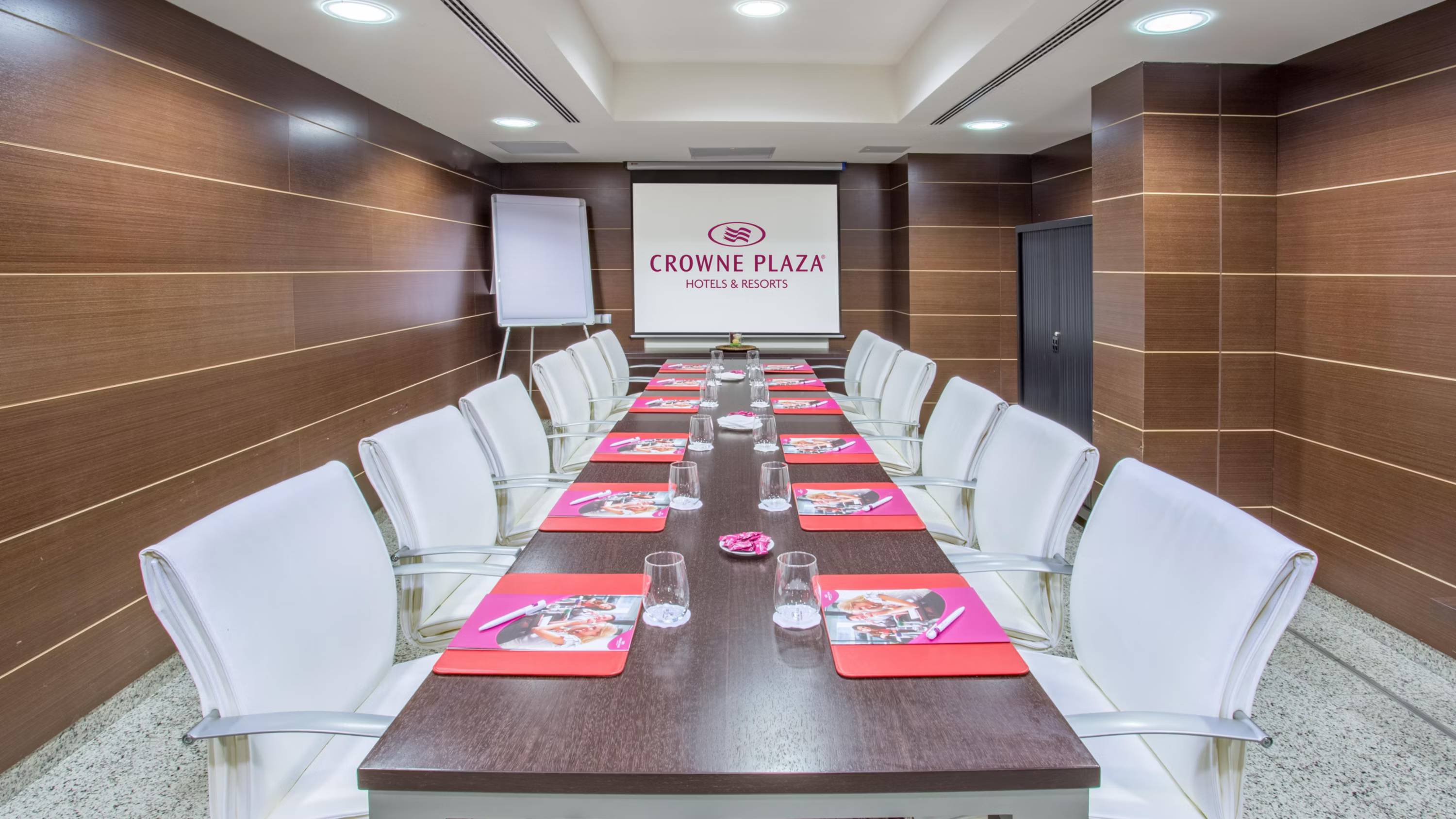 Crowne Plaza Madrid Airport, an IHG Hotel