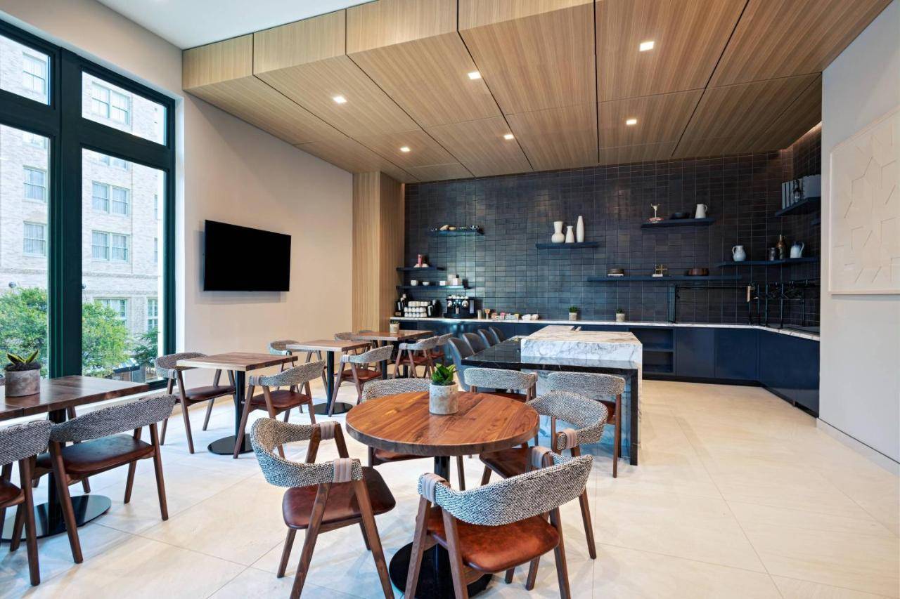 AC Hotel Fort Worth Downtown