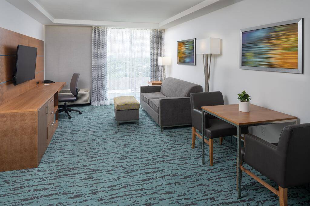 Holiday Inn Miami North – I-95