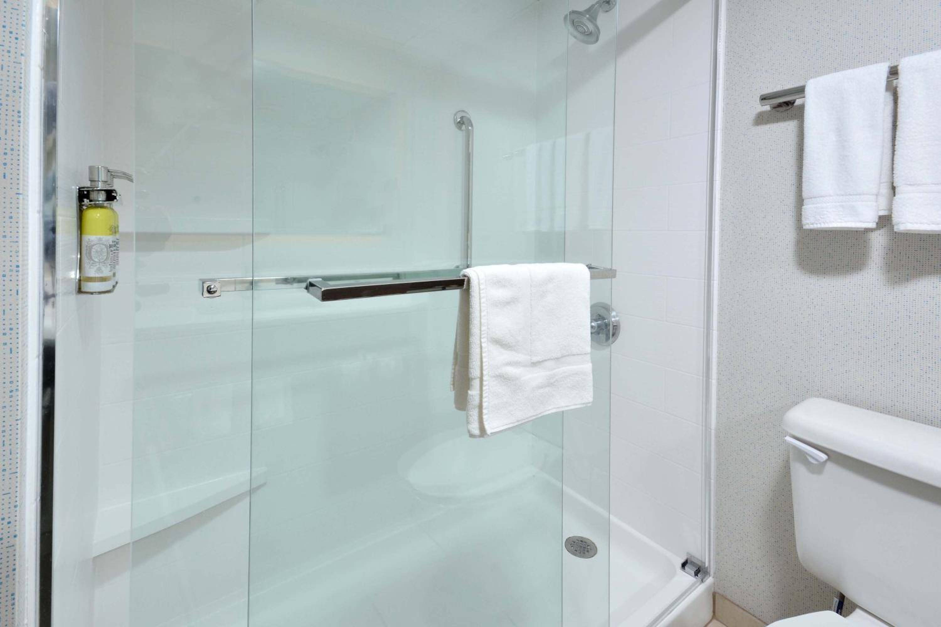 Holiday Inn Express Raleigh-Durham Airport, an IHG Hotel