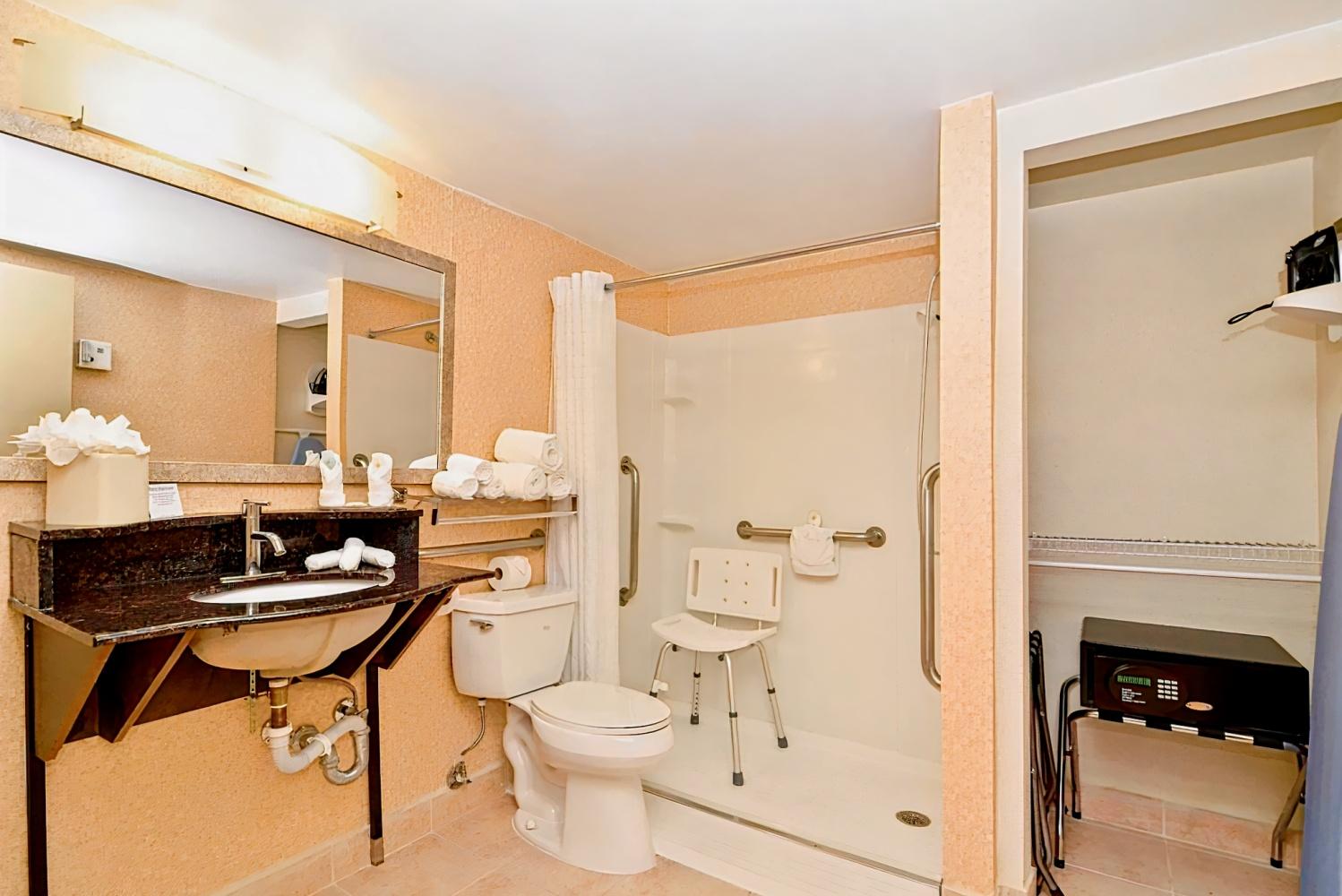 Quality Inn & Suites New York Avenue