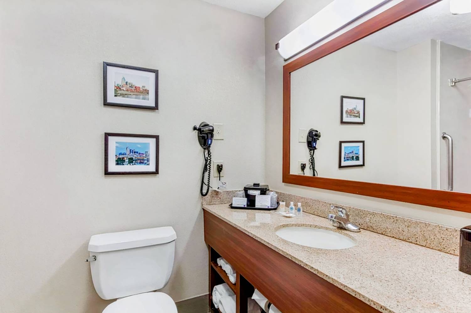 Comfort Suites Nashville