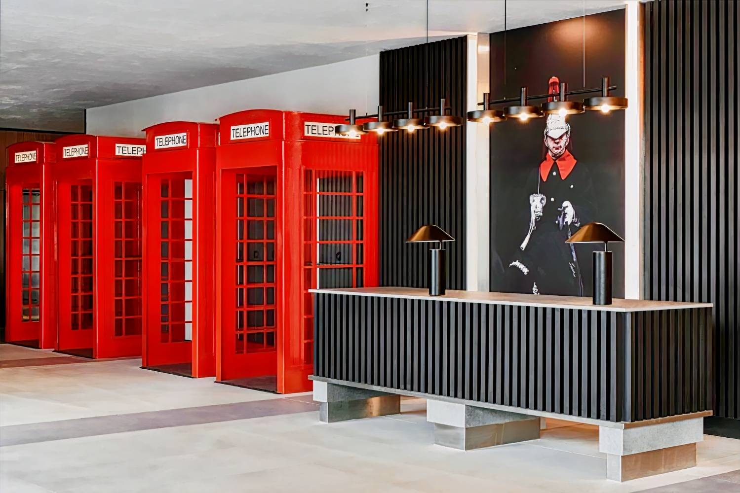 Radisson RED Heathrow