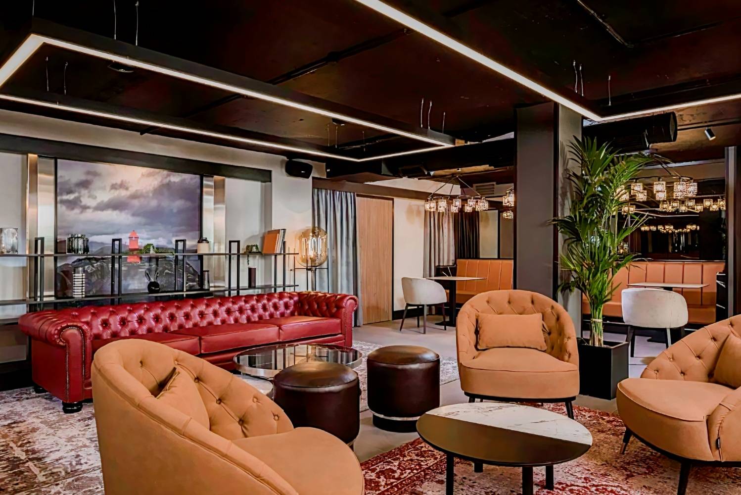 Radisson RED Heathrow