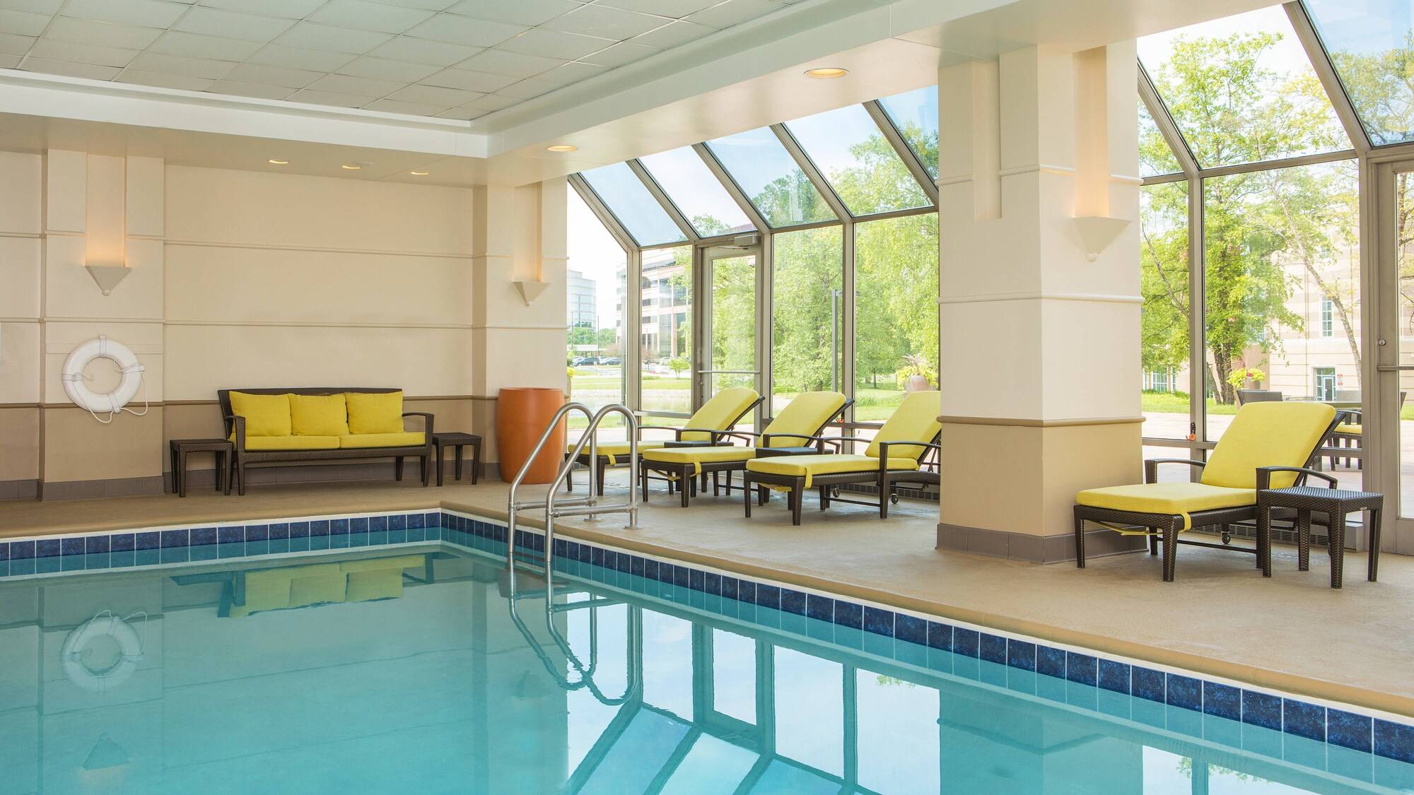 Sheraton Suites Chicago Elk Grove