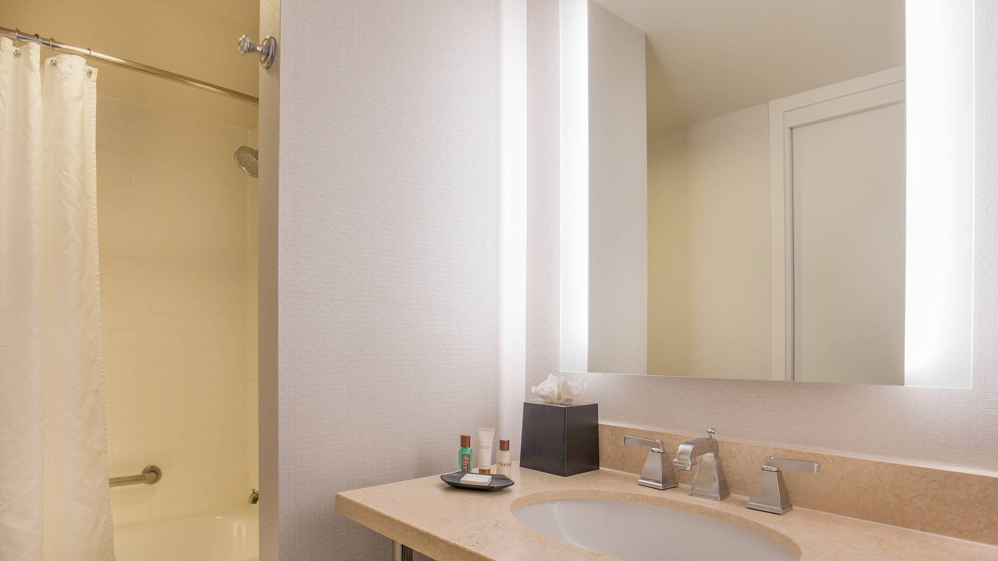 Sheraton Suites Chicago Elk Grove