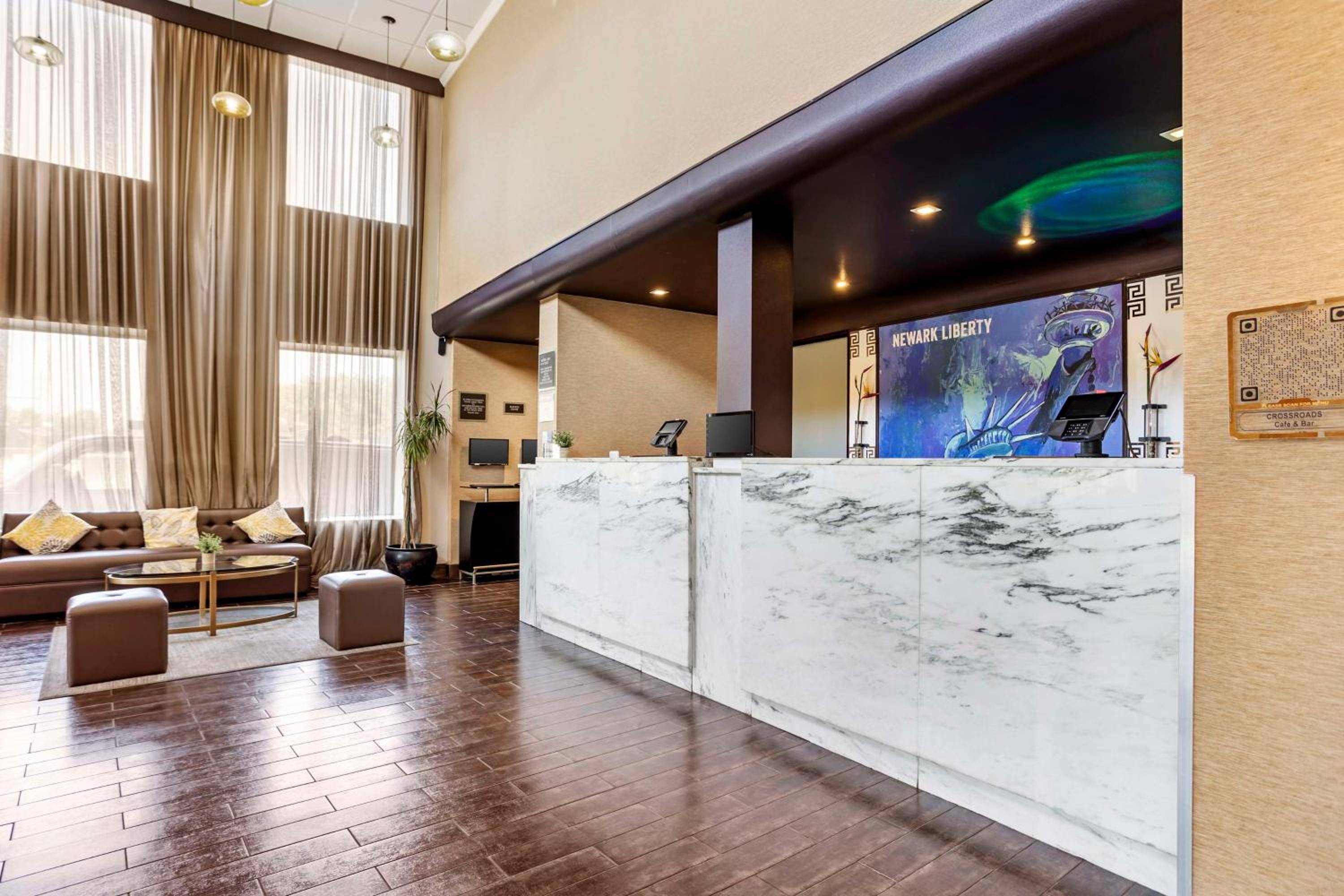 Best Western Plus Newark Airport West