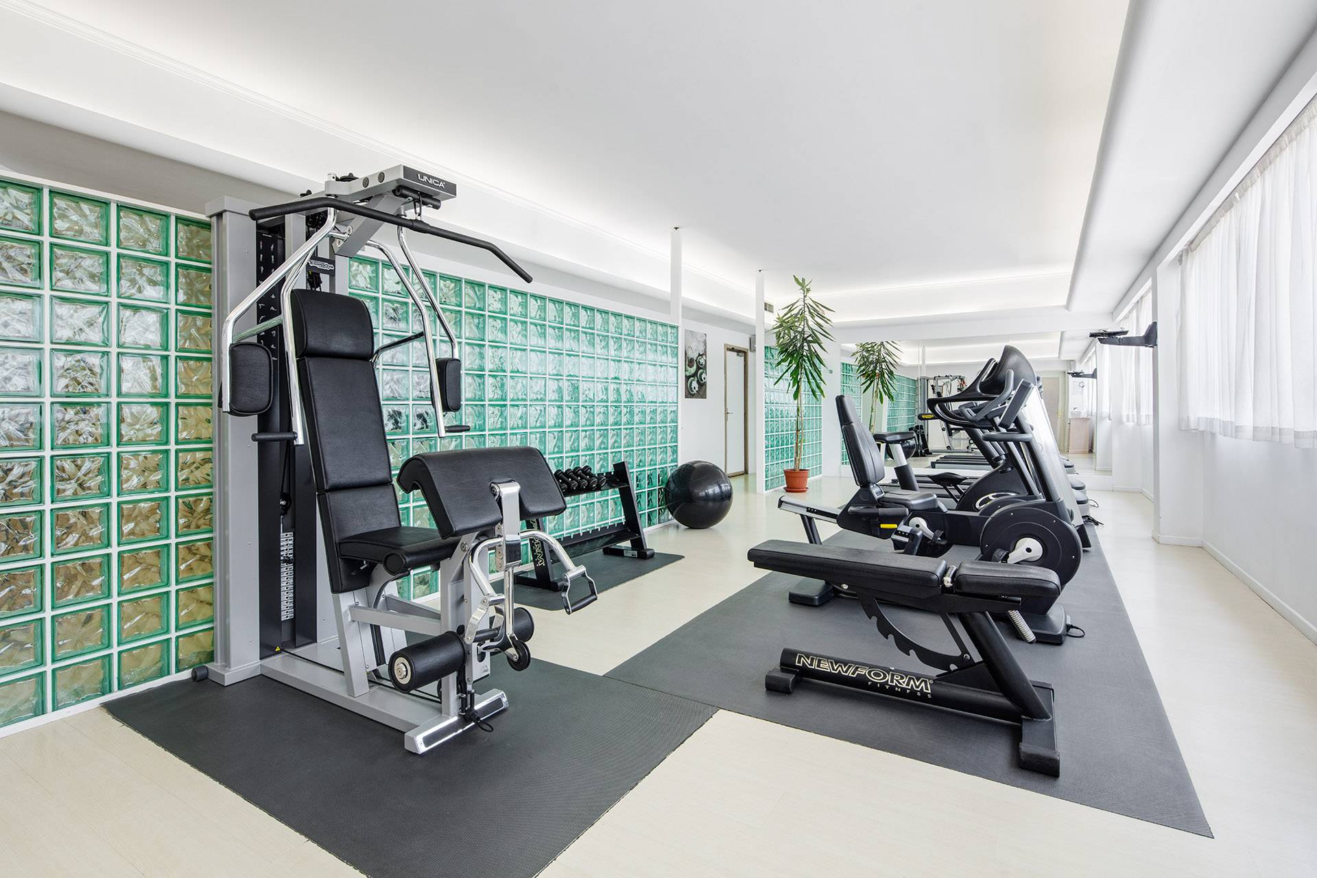 Holiday Inn Rome - Eur Parco Dei Medici, an IHG Hotel