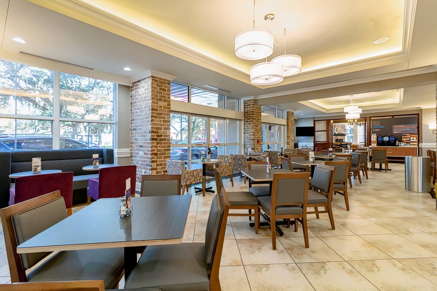 Holiday Inn Express Savannah Historic District