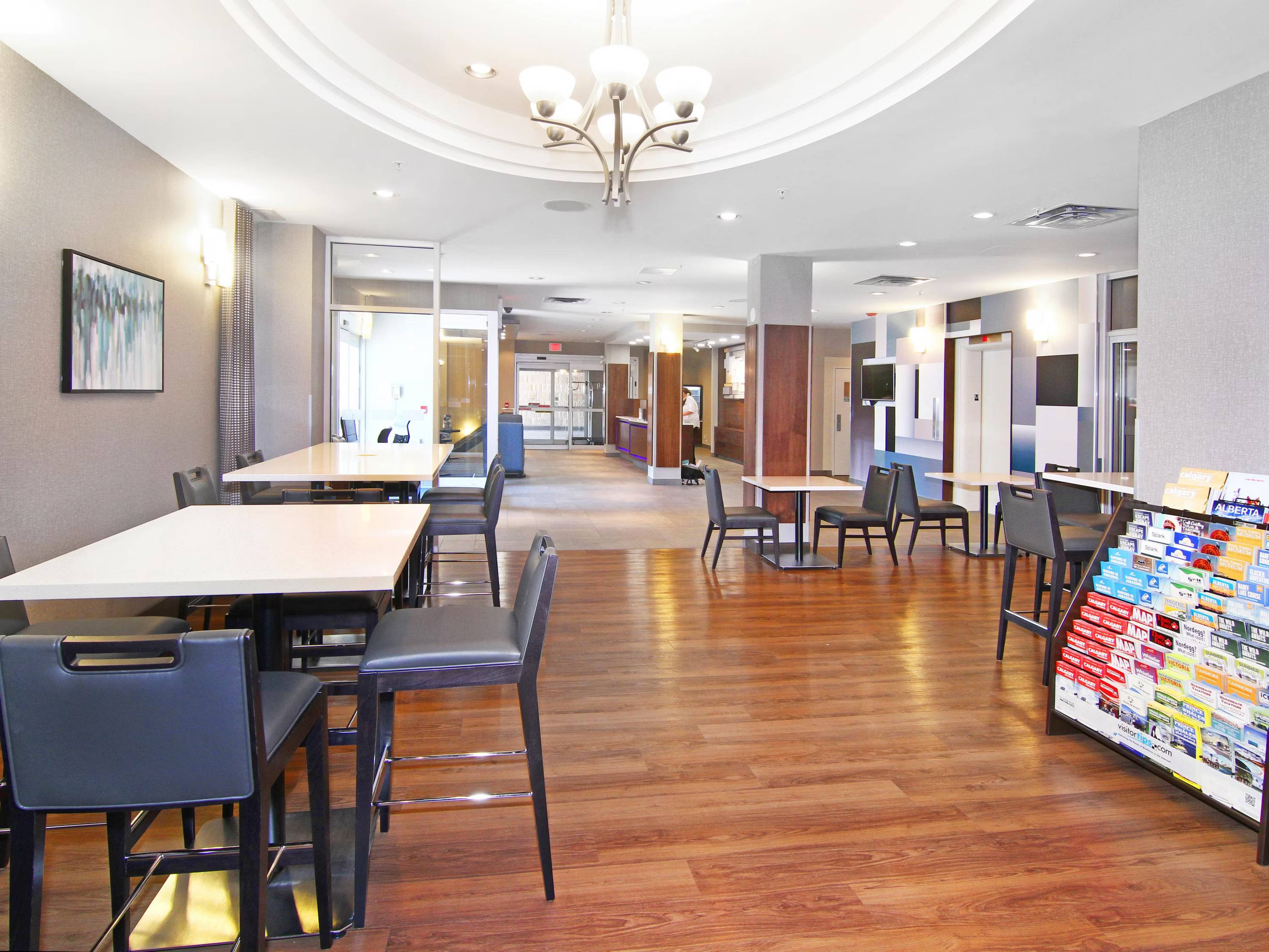 Holiday Inn Express & Suites Calgary Downtown