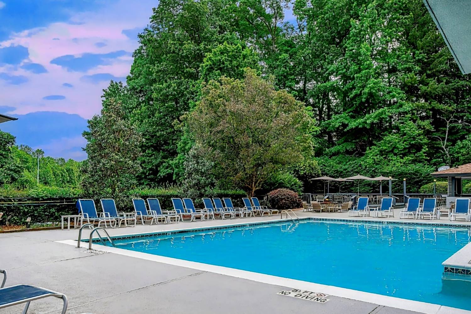 Sonesta Charlotte Lower South End