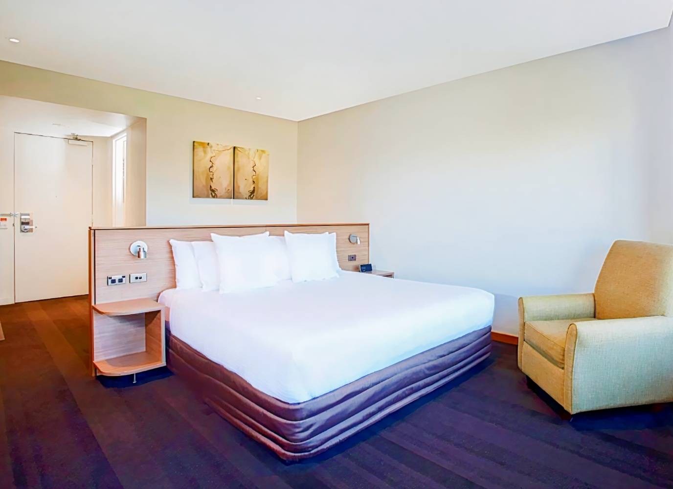 Crowne Plaza Canberra, an IHG Hotel