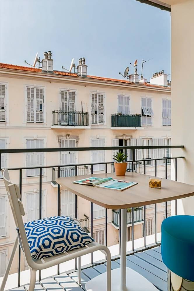 The Deck Hotel by Happyculture