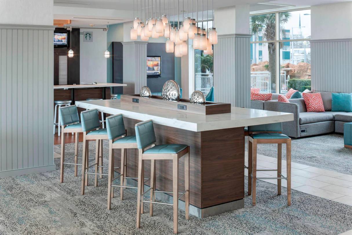 Courtyard Virginia Beach Oceanfront / North 37th Street