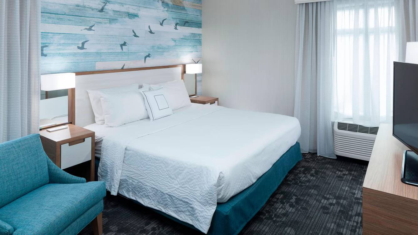 Courtyard Virginia Beach Oceanfront / North 37th Street