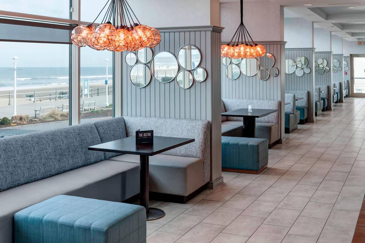 Courtyard Virginia Beach Oceanfront / North 37th Street