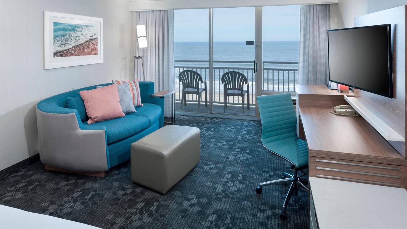 Courtyard Virginia Beach Oceanfront / North 37th Street