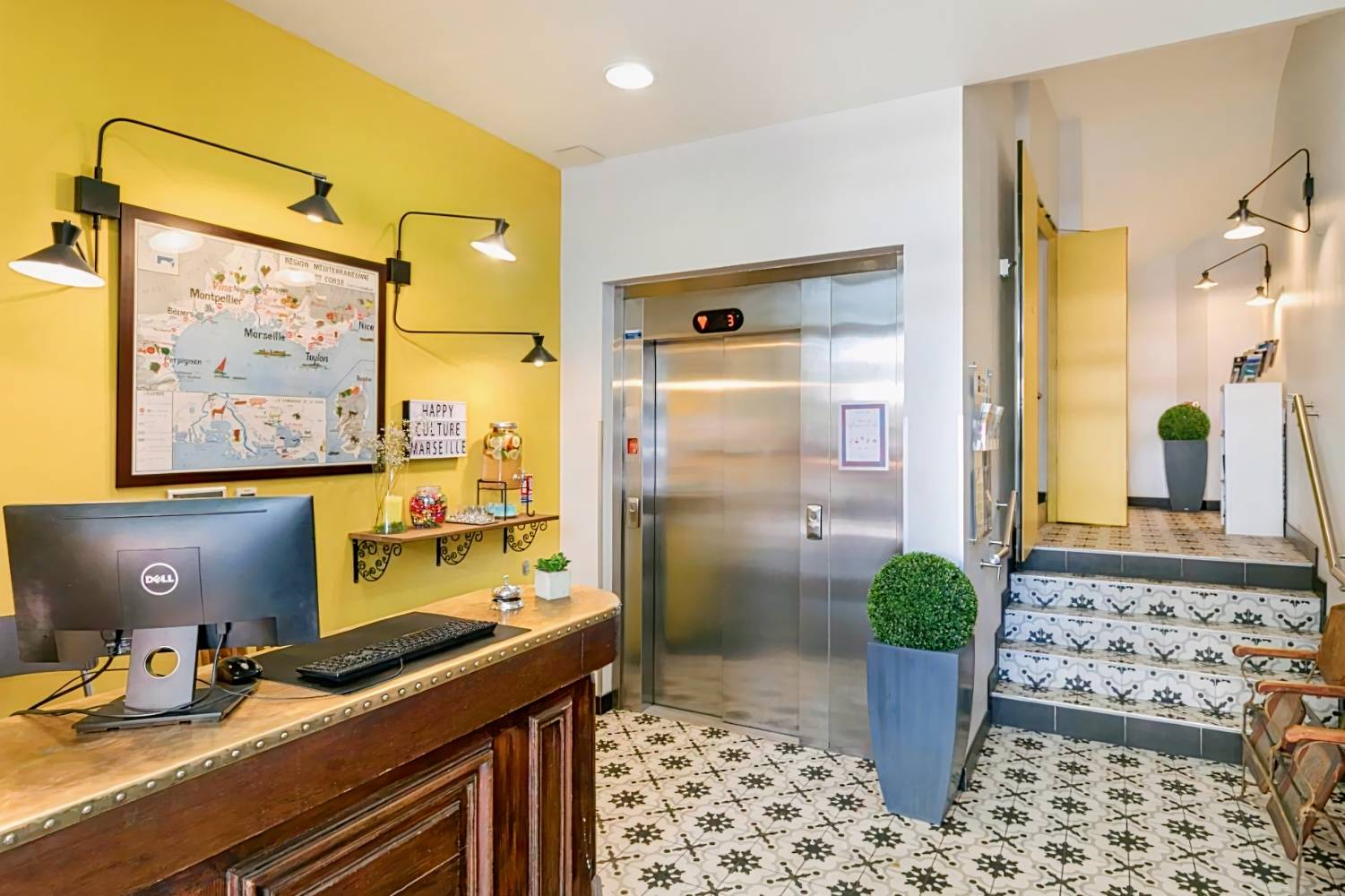 Hotel Marsiho by HappyCulture