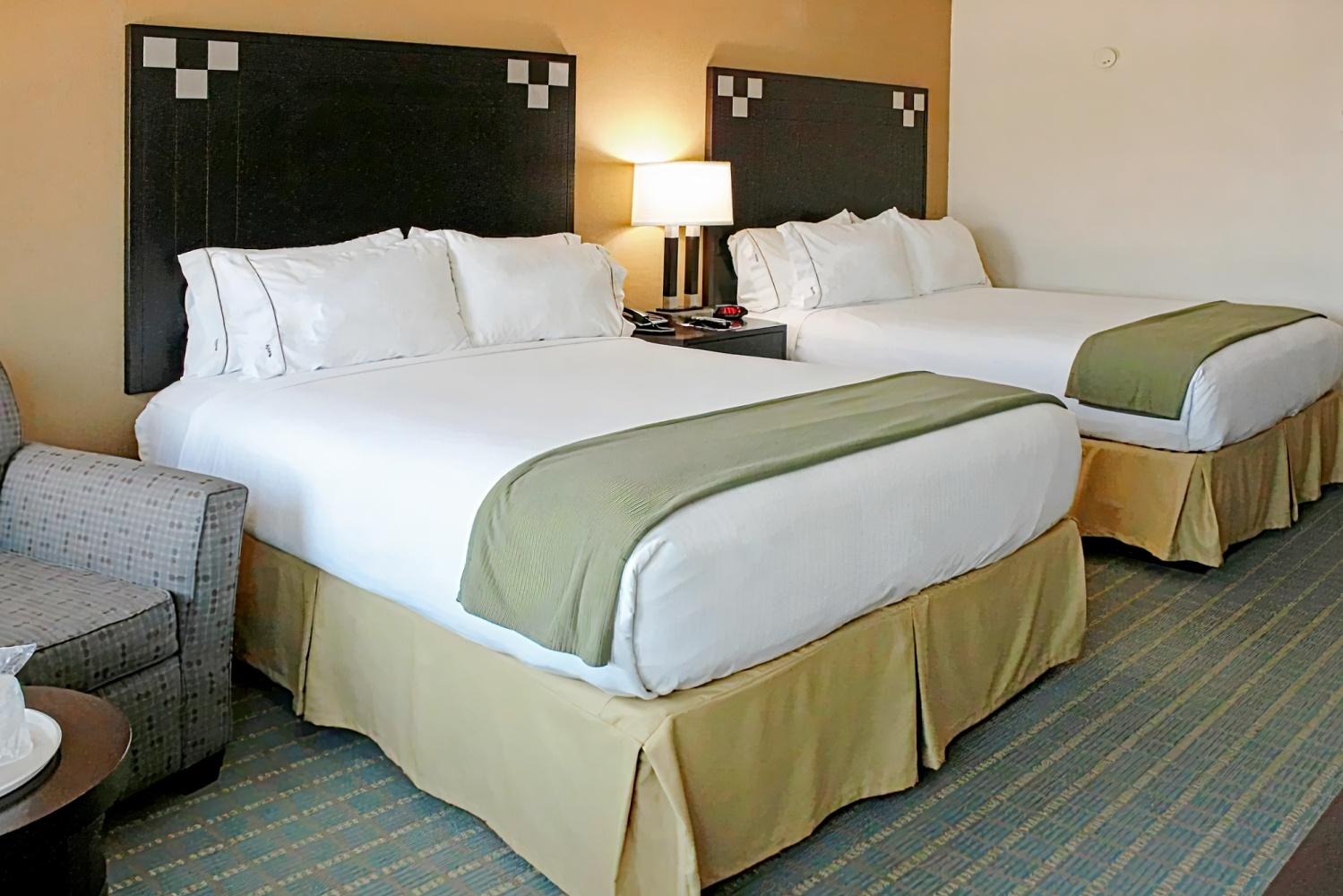 Holiday Inn Express Van Nuys