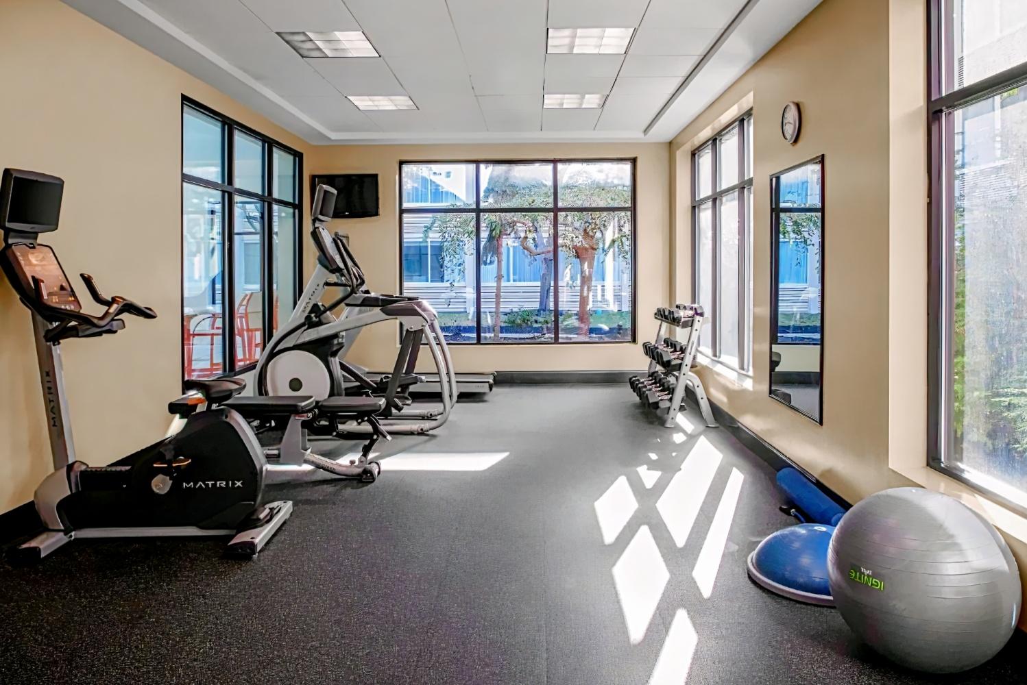 Holiday Inn & Suites Boston Peabody