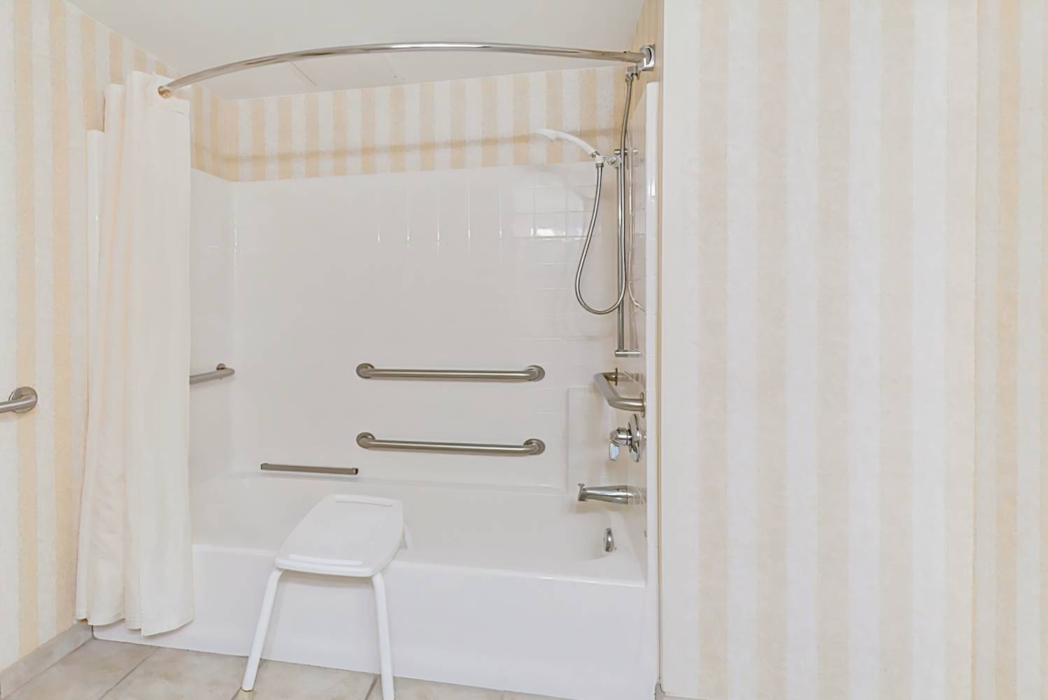 Holiday Inn Belcamp-Aberdeen Area