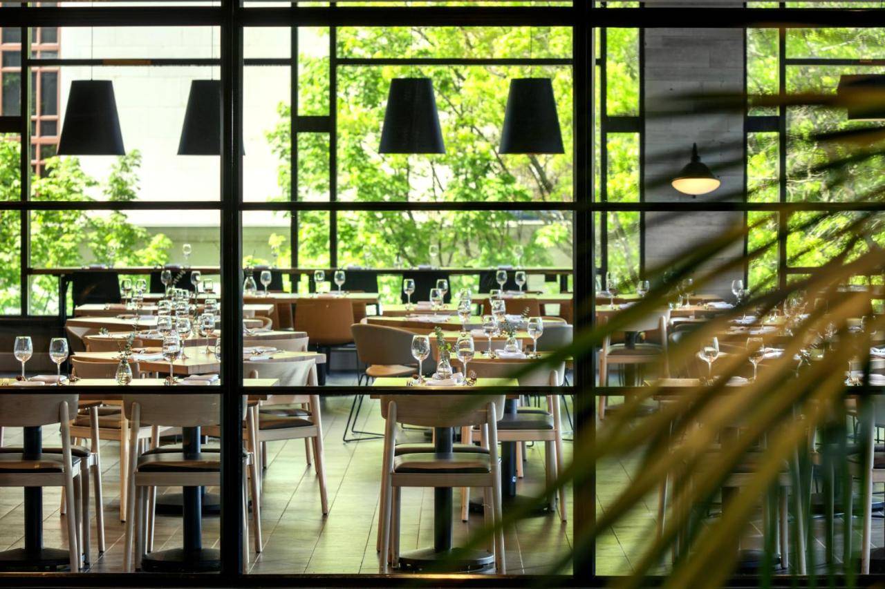 Renaissance Seattle Hotel