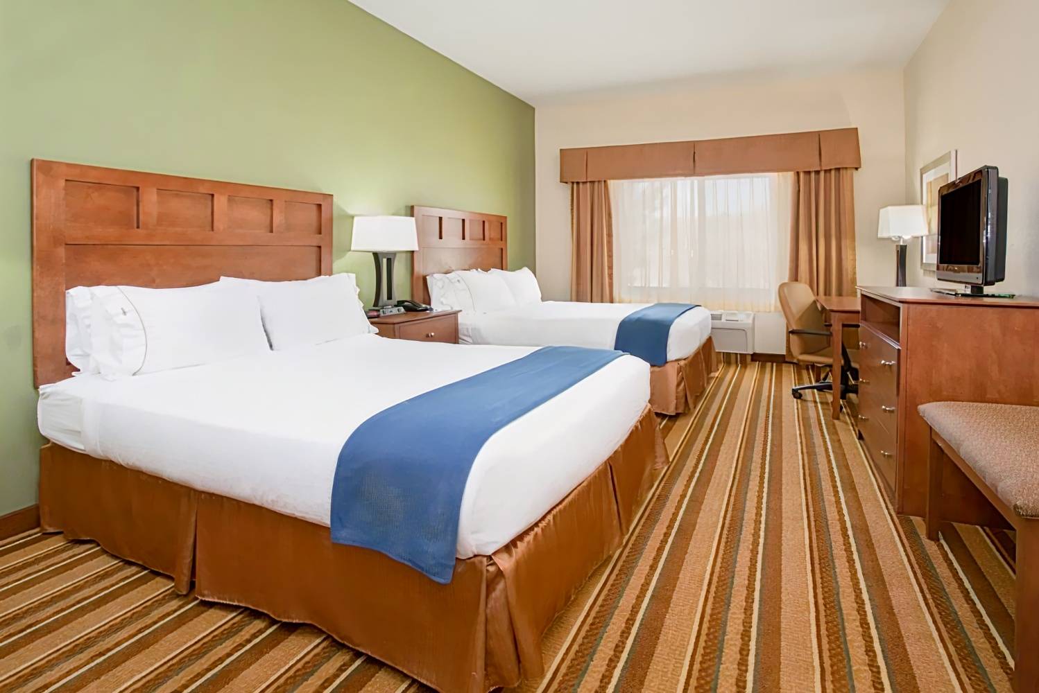 Holiday Inn Express and Suites Los Alamos Entrada Park