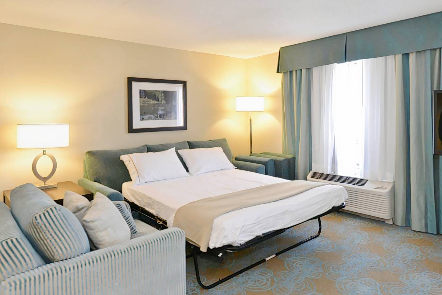 Holiday Inn Express & Suites Waterloo - St. Jacobs Area
