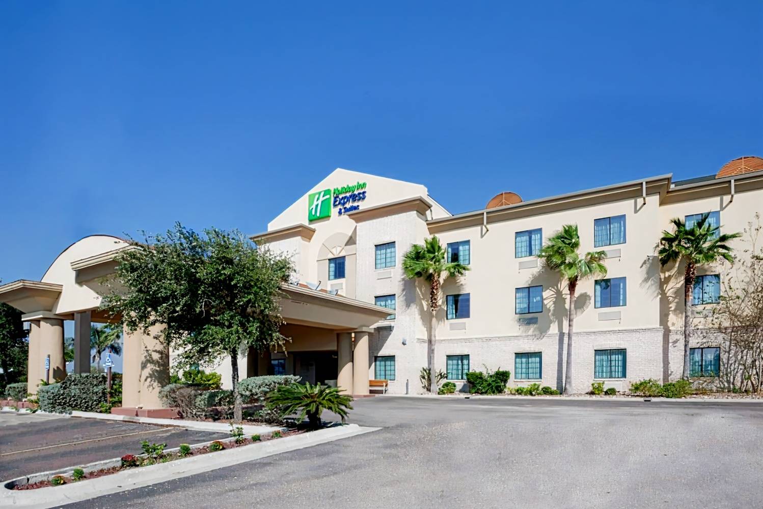Holiday Inn Express & Suites Alice