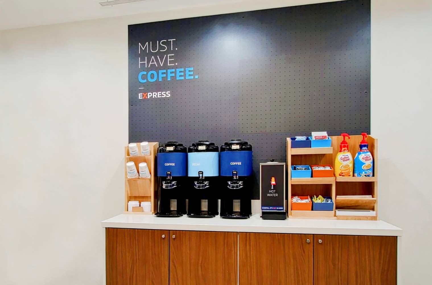 Holiday Inn Express Le Roy - Bloomington Area