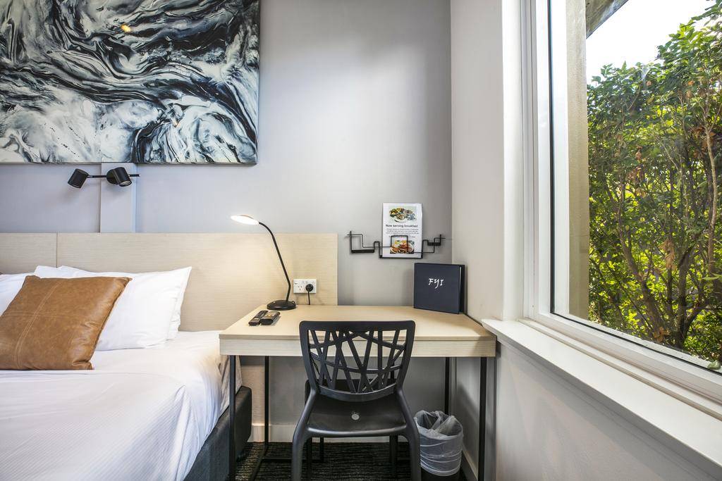 Nightcap at Colyton Hotel