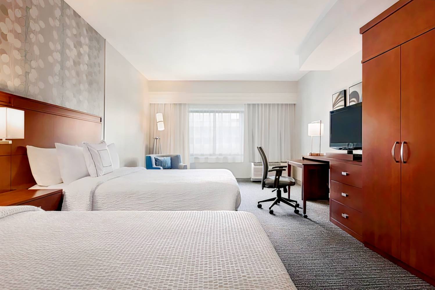 Courtyard Charlotte Airport North