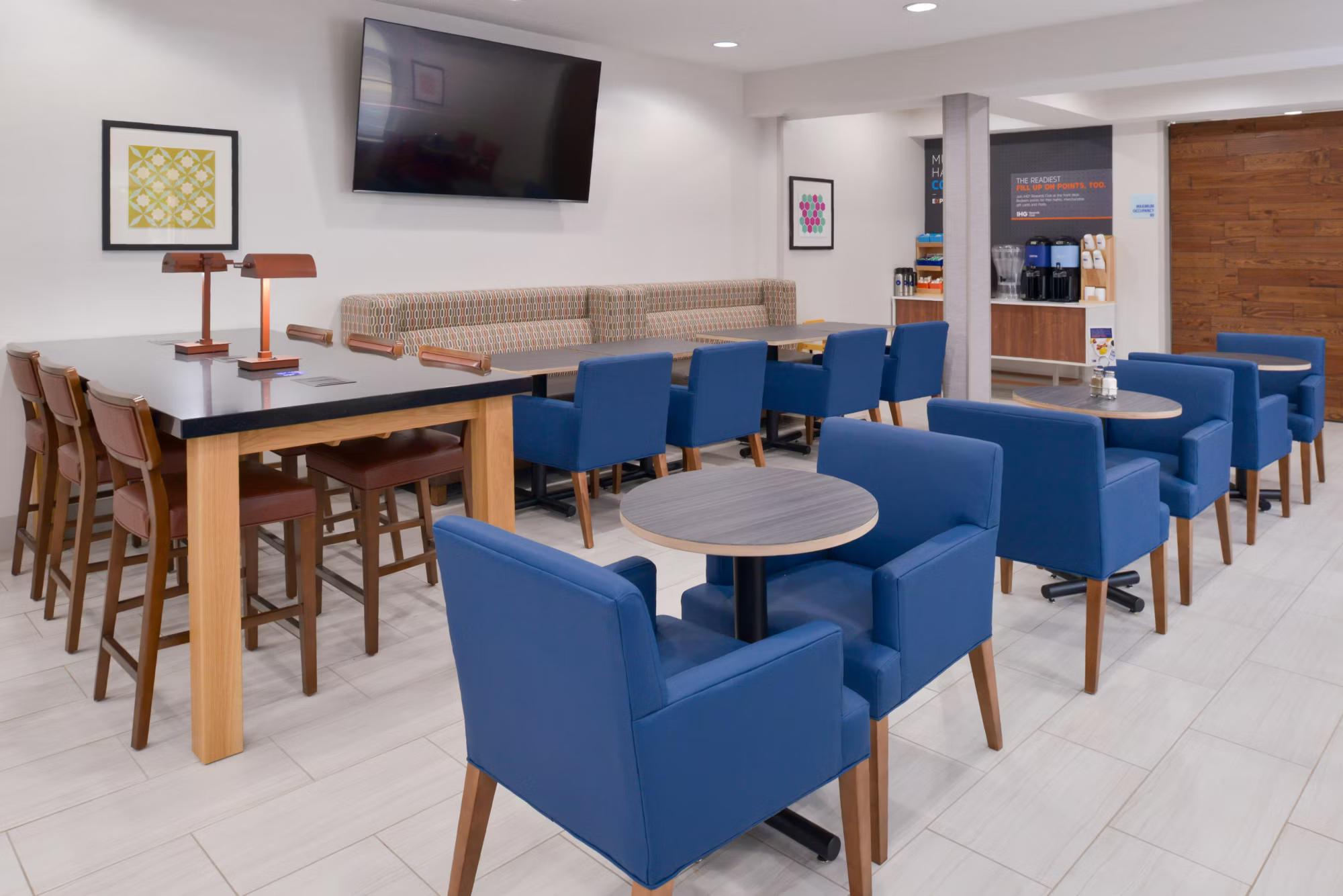 Holiday Inn Express Wixom, an IHG Hotel