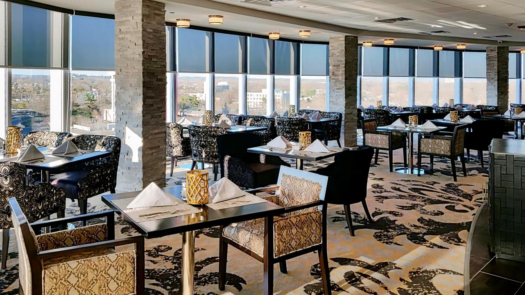 Crowne Plaza Saddle Brook