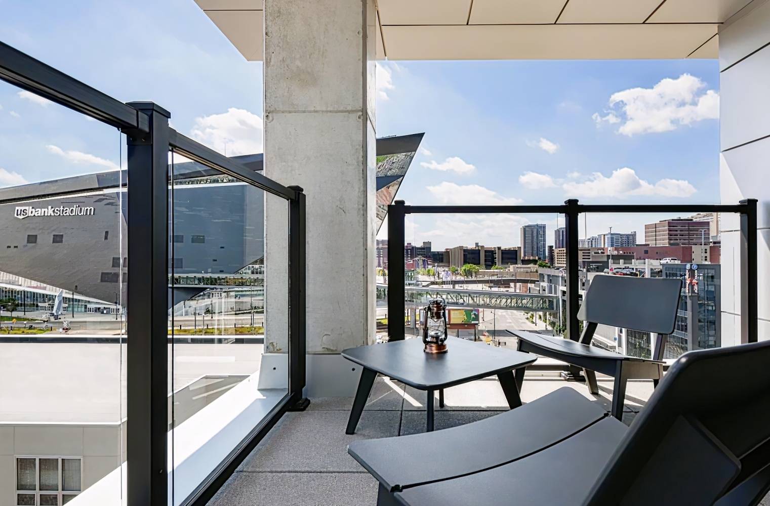 Moxy Minneapolis Downtown