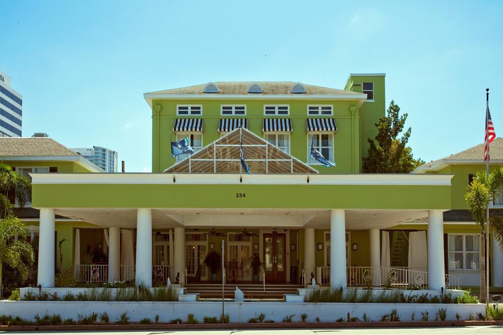 Hotel Indigo St. Petersburg Downtown