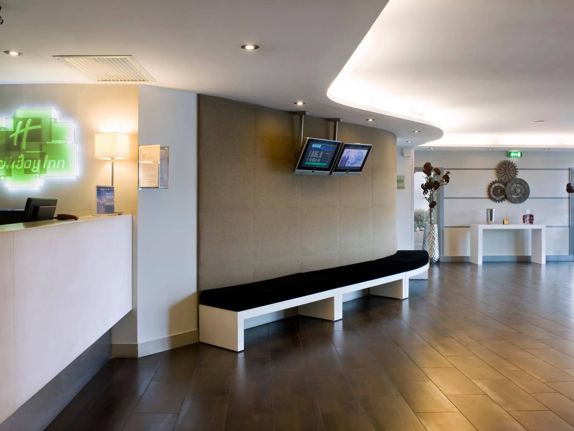 Holiday Inn Naples, an IHG Hotel