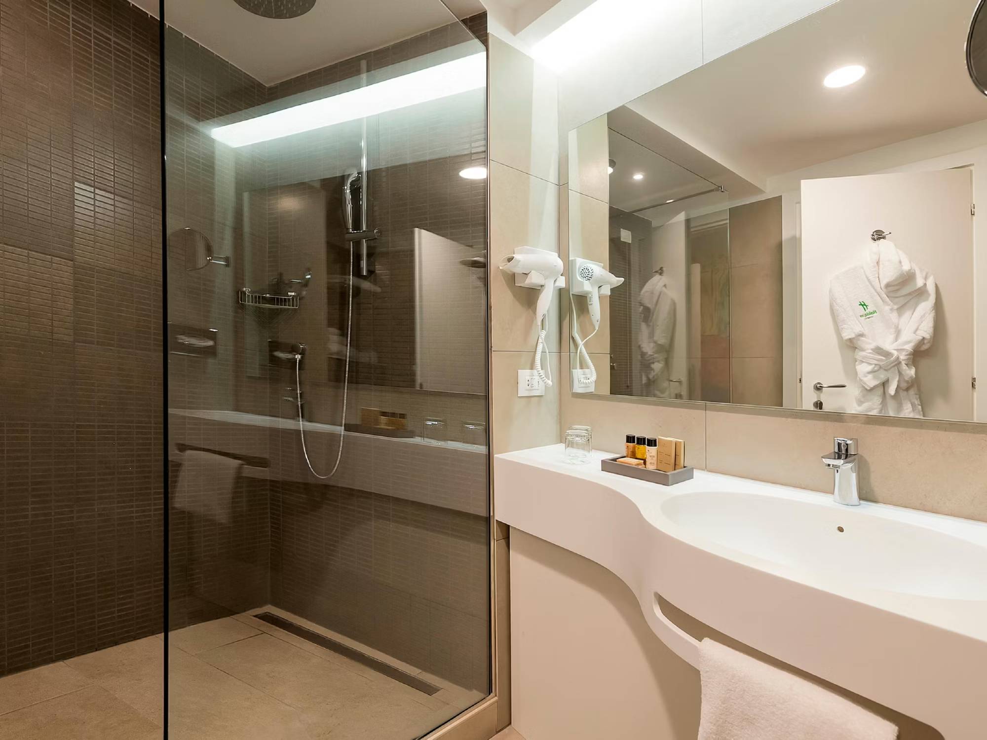 Holiday Inn Naples, an IHG Hotel