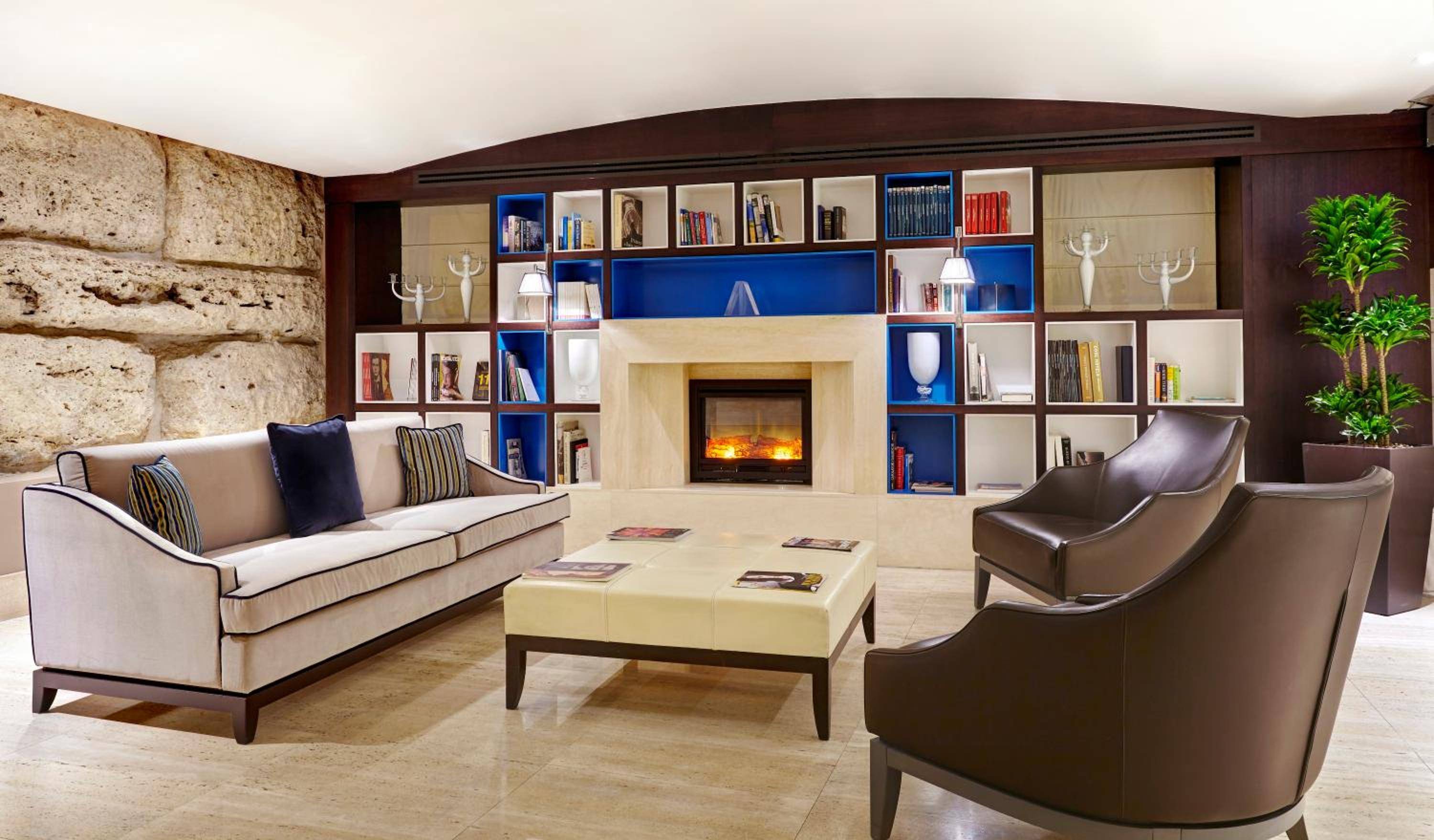 Hotel Indigo Rome - St. George, an IHG Hotel