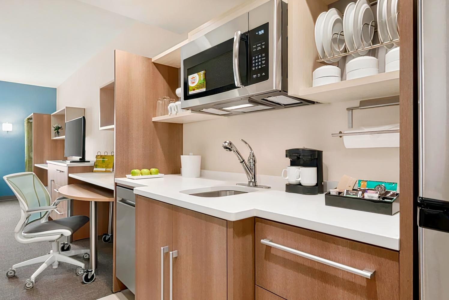 Home2 Suites by Hilton Charleston Airport Convention Center