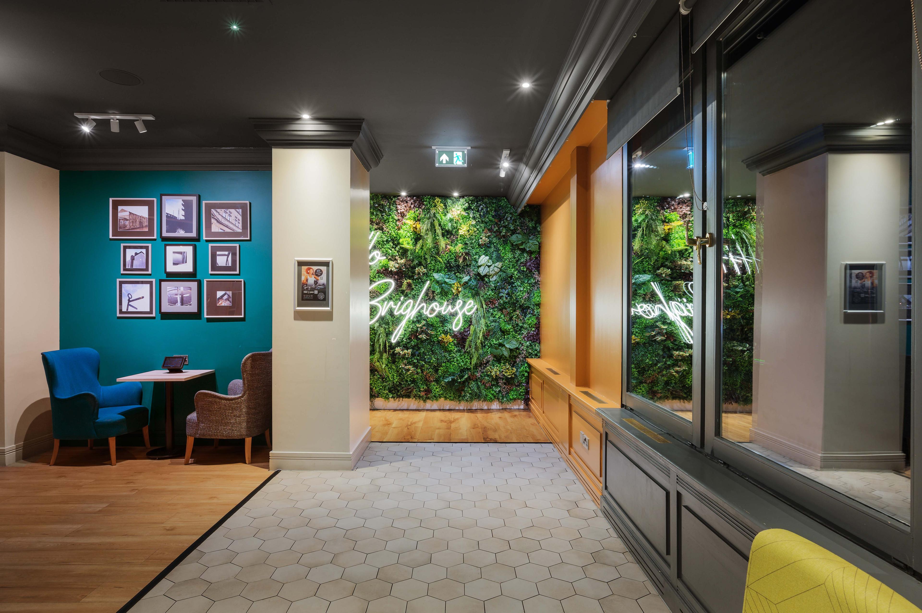 Holiday Inn Leeds Brighouse