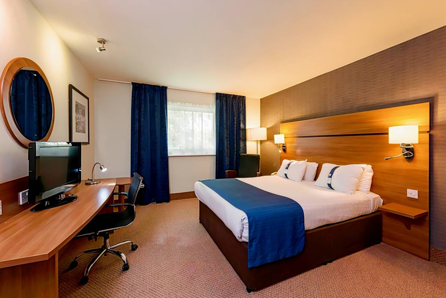 Holiday Inn Express Shrewsbury, an IHG Hotel