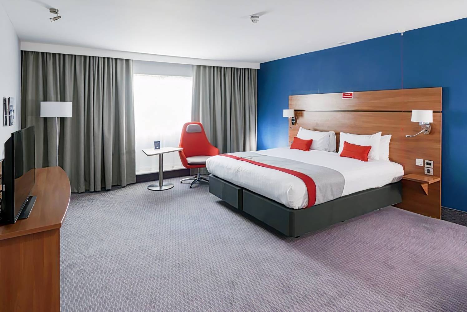 Holiday Inn Express Birmingham Star City, an IHG Hotel