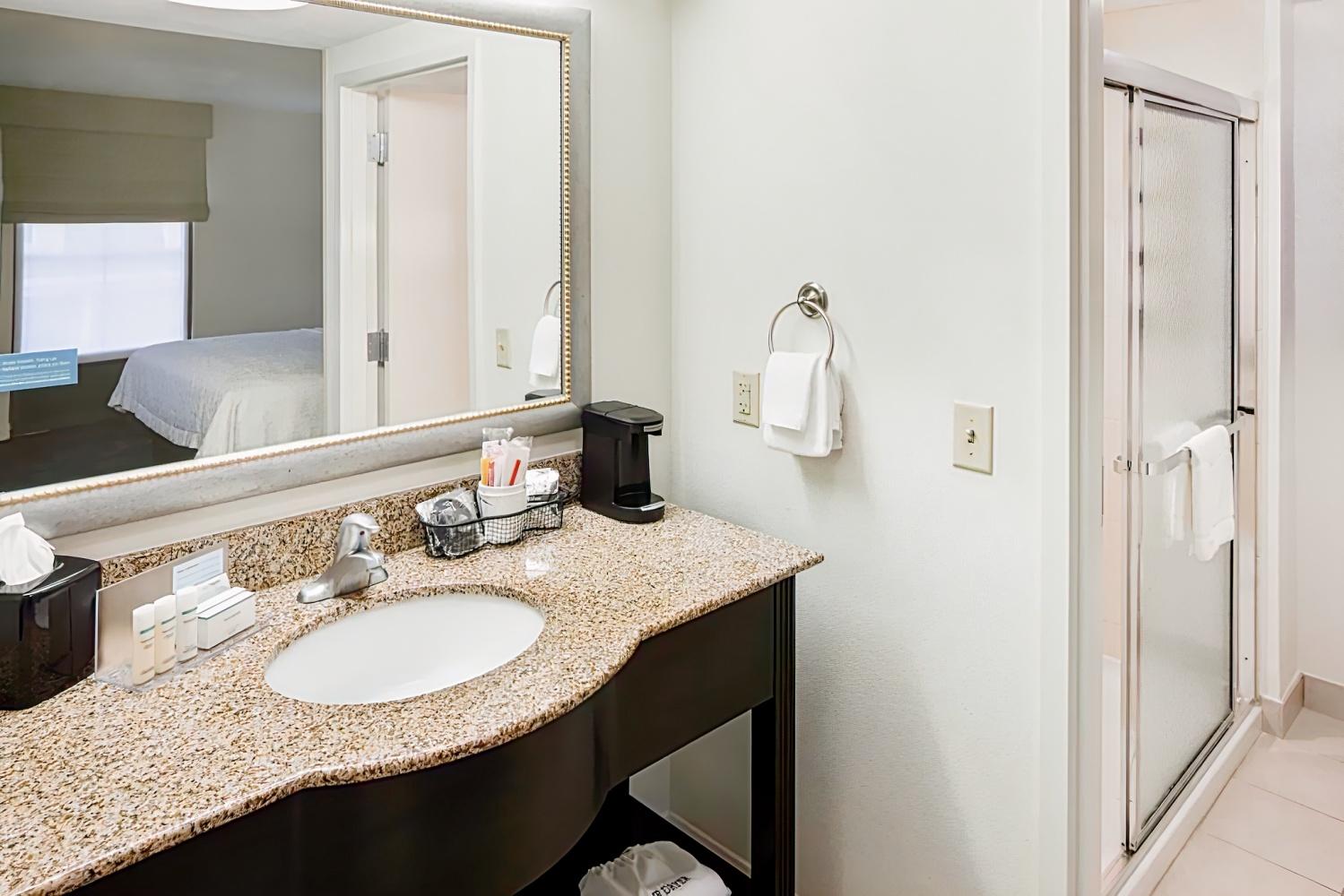 Hampton Inn Suites - Gainesville Downtown